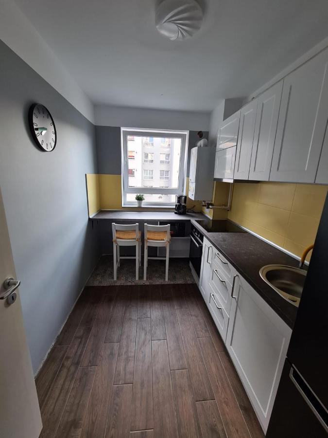 Appartement Garsoniera Zebra à Braşov Extérieur photo
